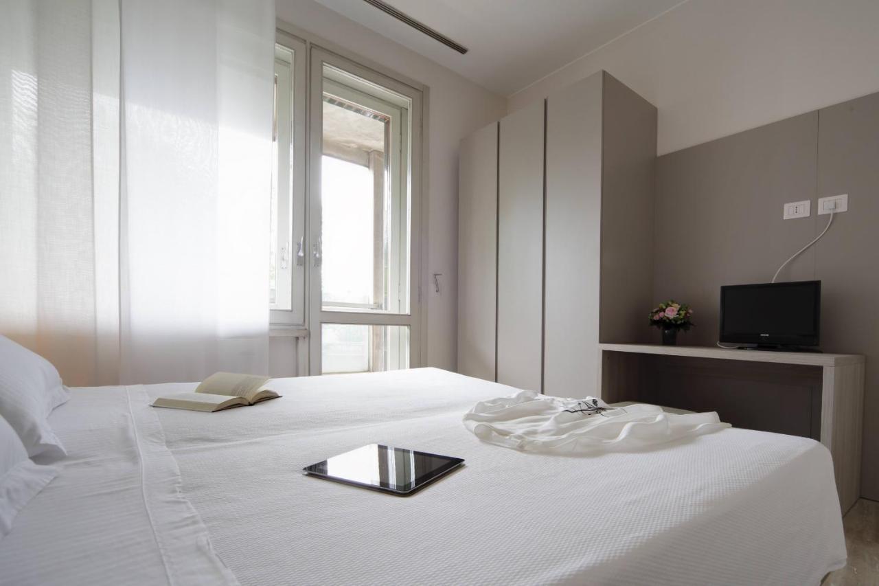 Contempora - Elvezia 8 - E22 Apartment Milan